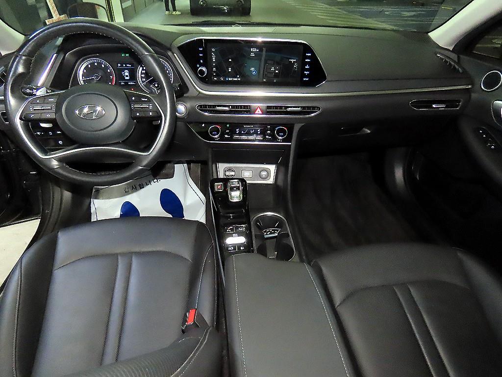 HYUNDAI Sonata - Vista 10