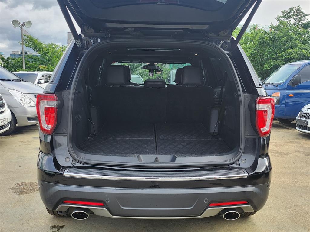 Ford Explorer 2018 Negro - Importación desde Corea - HF Imports Iquique - Foto 18
