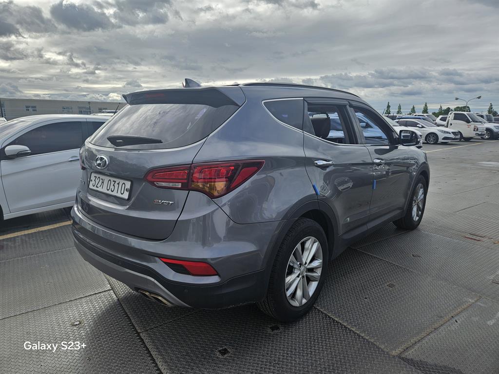 HYUNDAI Santa Fe - Vista 5