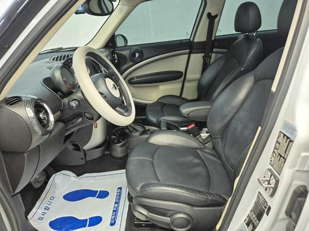 Mini Countryman - Vista 11