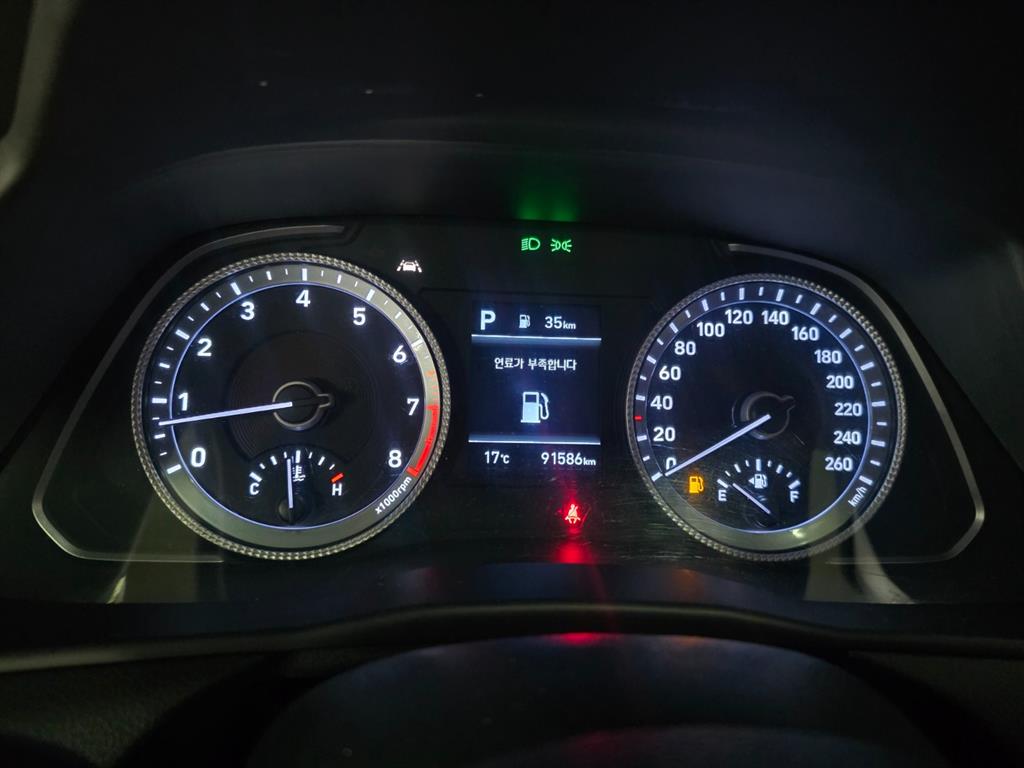 HYUNDAI Sonata - Vista 7