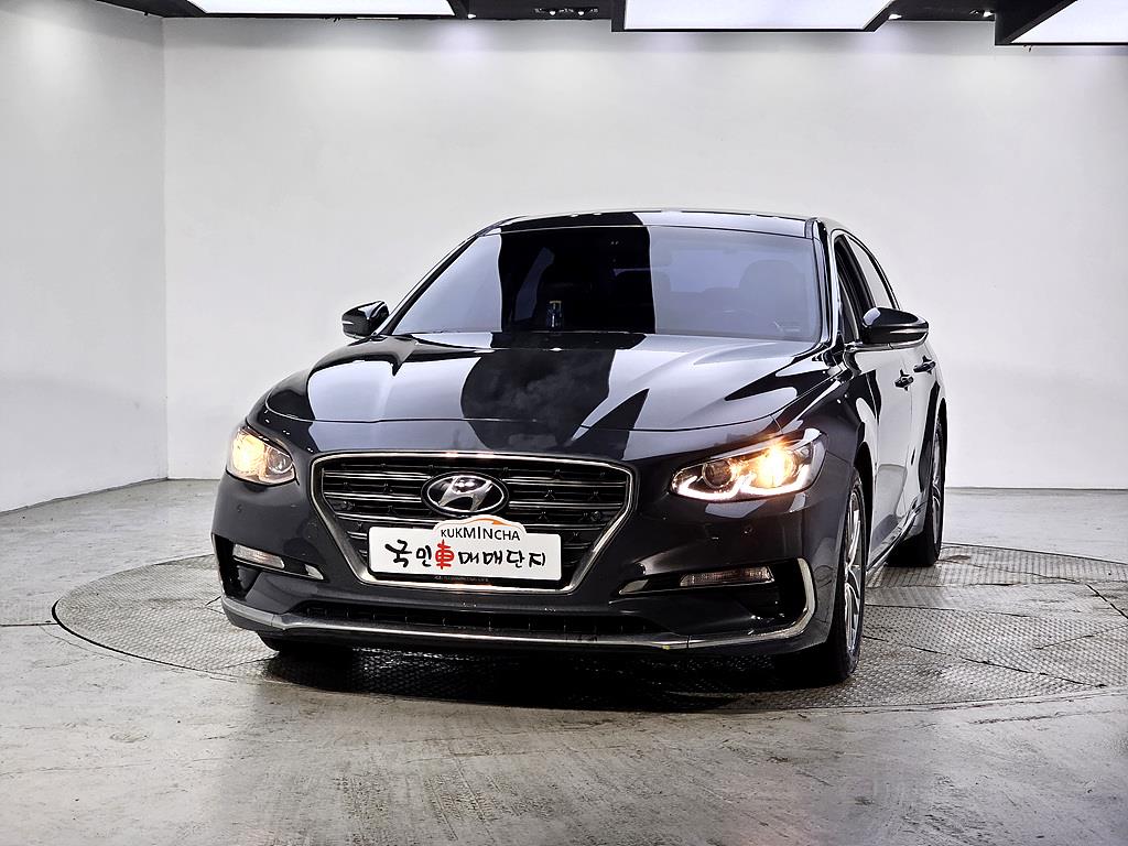 HYUNDAI Grandeur - Vista 2