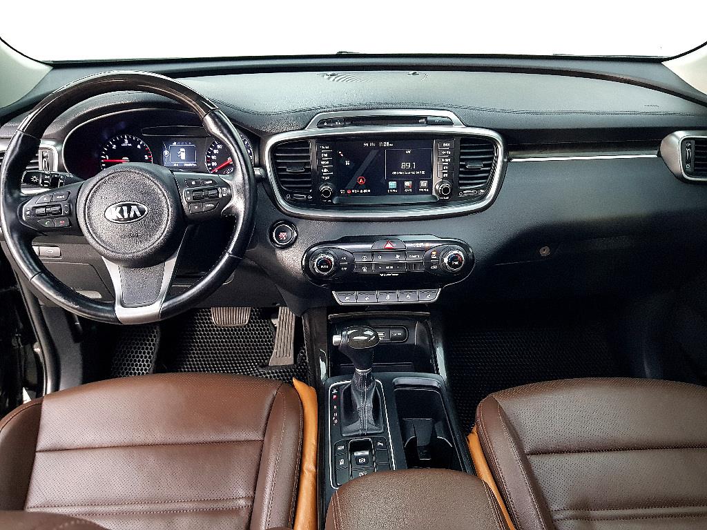KIA Sorento - Vista 5