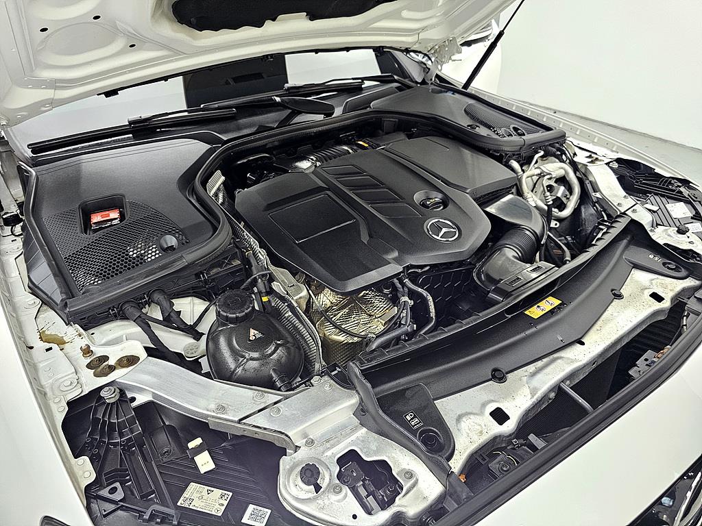 Mercedes Benz E class - Vista 6
