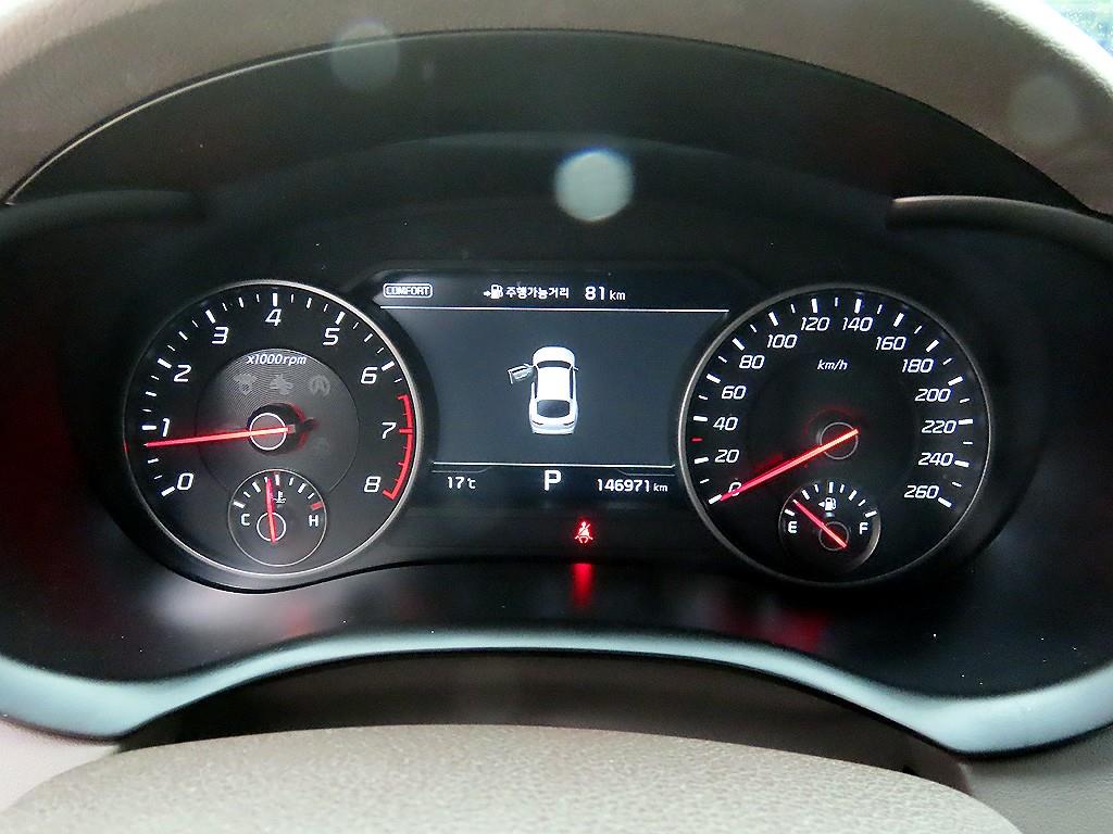 KIA Stinger - Vista 9