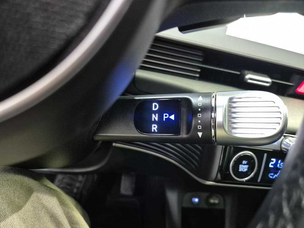 HYUNDAI Ioniq 5 - Vista 8