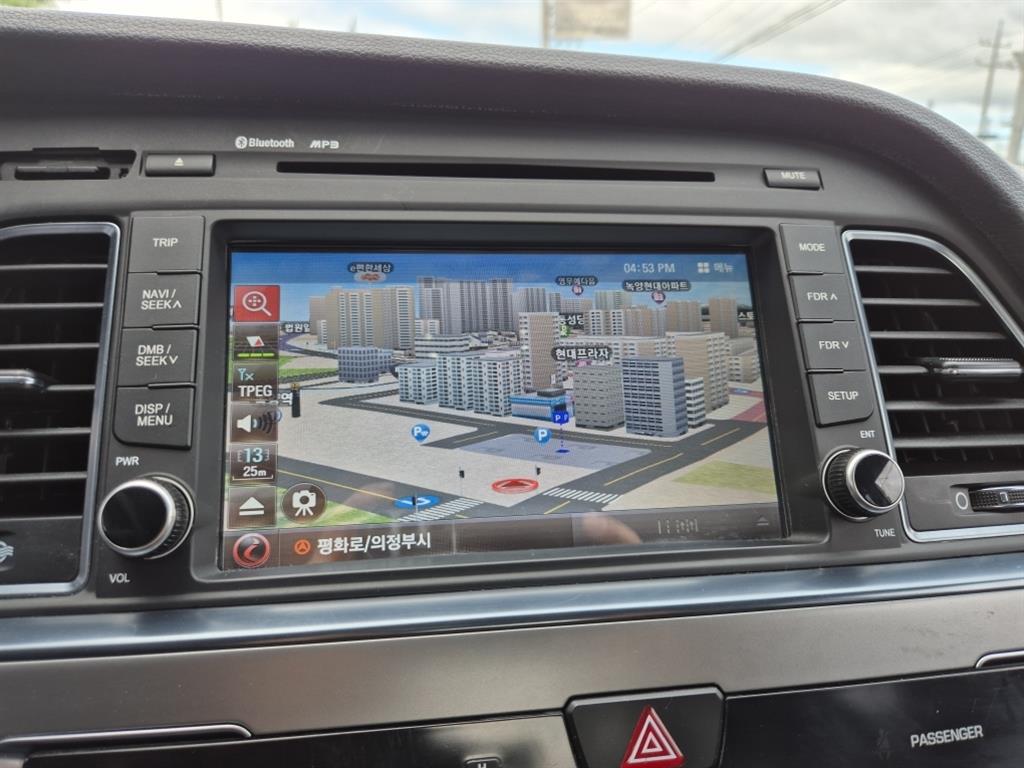 HYUNDAI Sonata - Vista 8