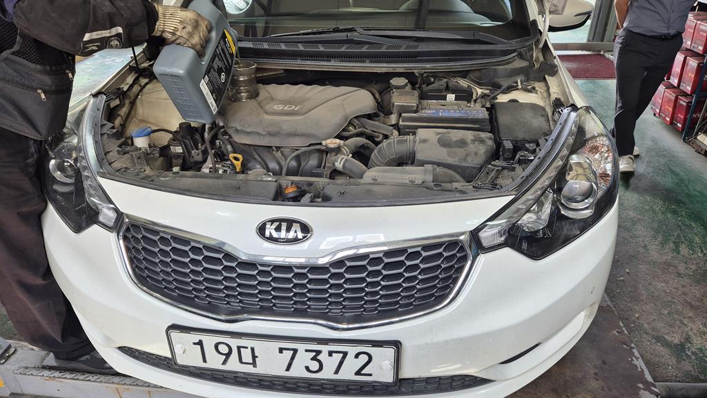 KIA K3 2015 Blanco - Importación desde Corea - HF Imports Iquique - Foto 18
