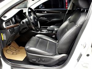KIA K7 - Vista 10