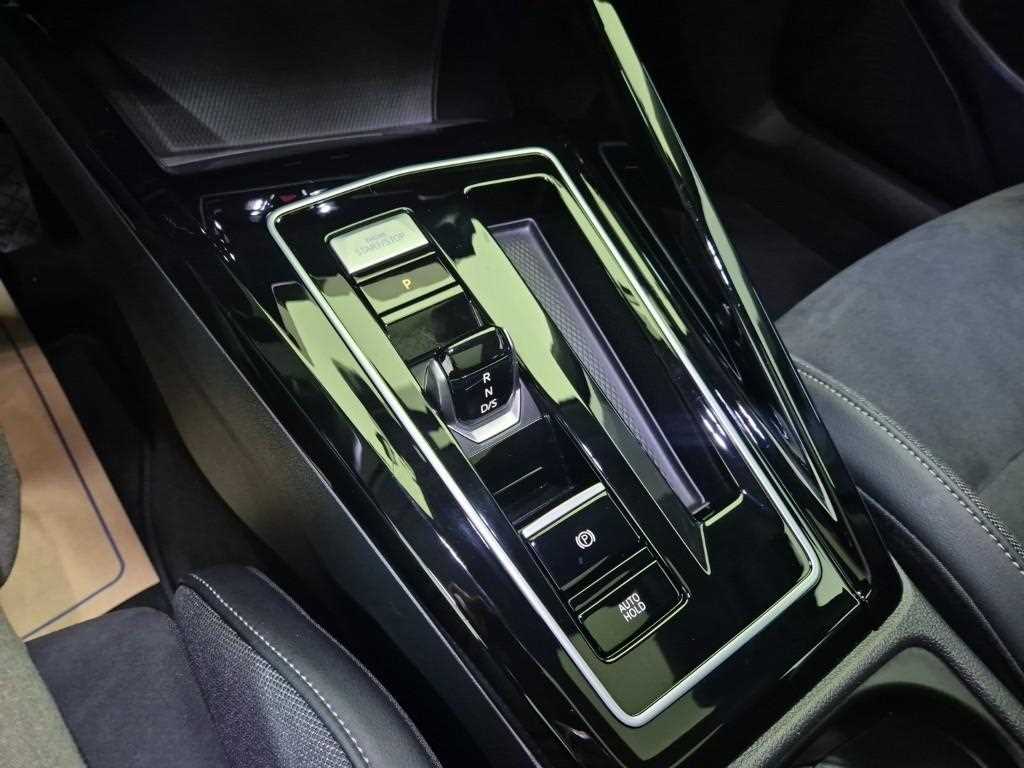 Volkswagen Golf - Vista 8