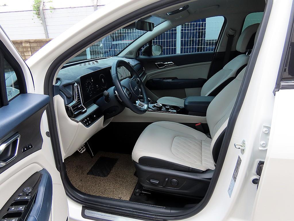 KIA Sportage - Vista 5