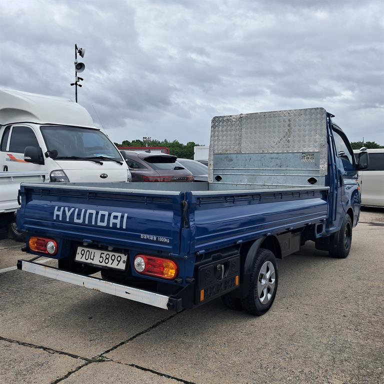 Small Truck Cargo (small) - Vista 3