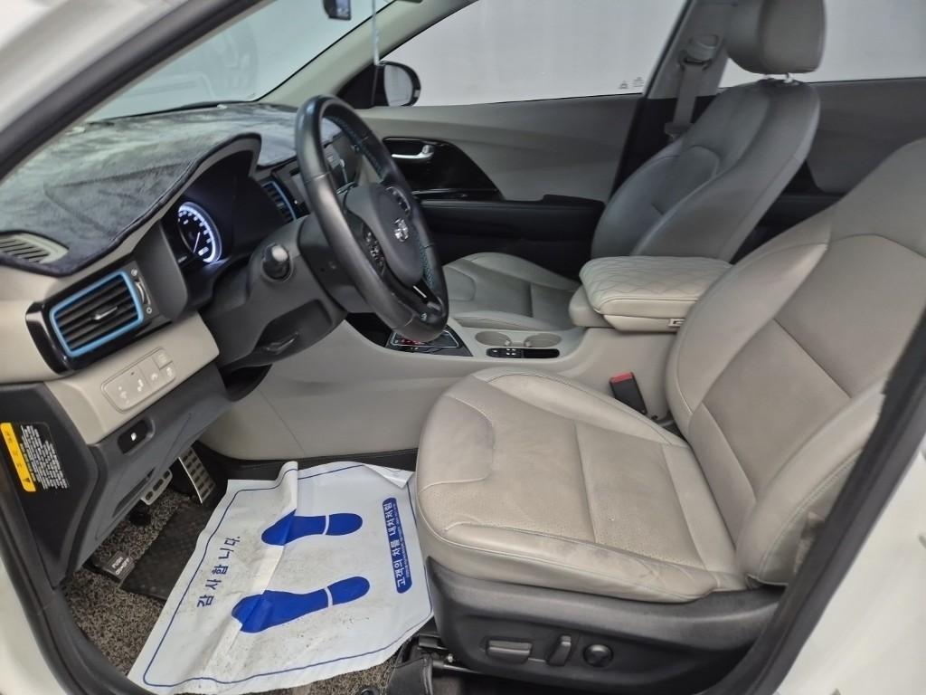 KIA Niro - Vista 11