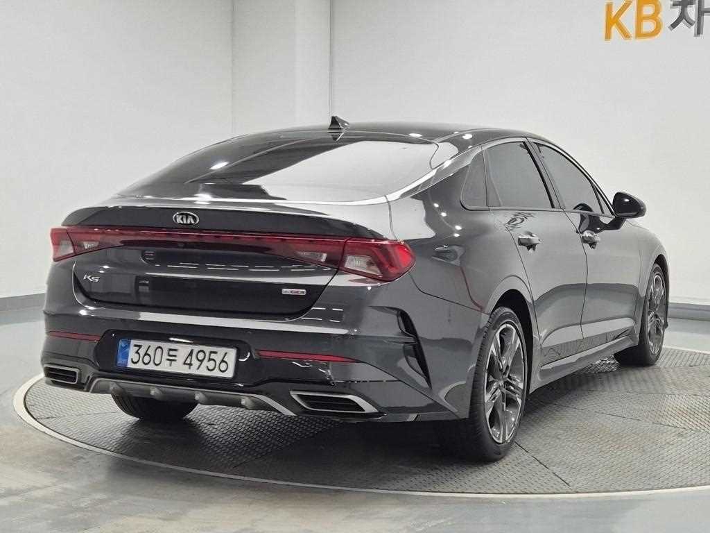 KIA K5 - Vista 3