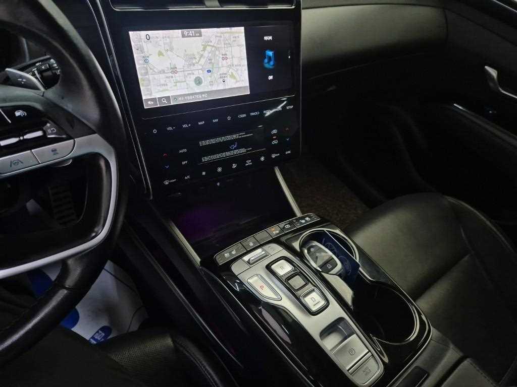HYUNDAI Tucson - Vista 10