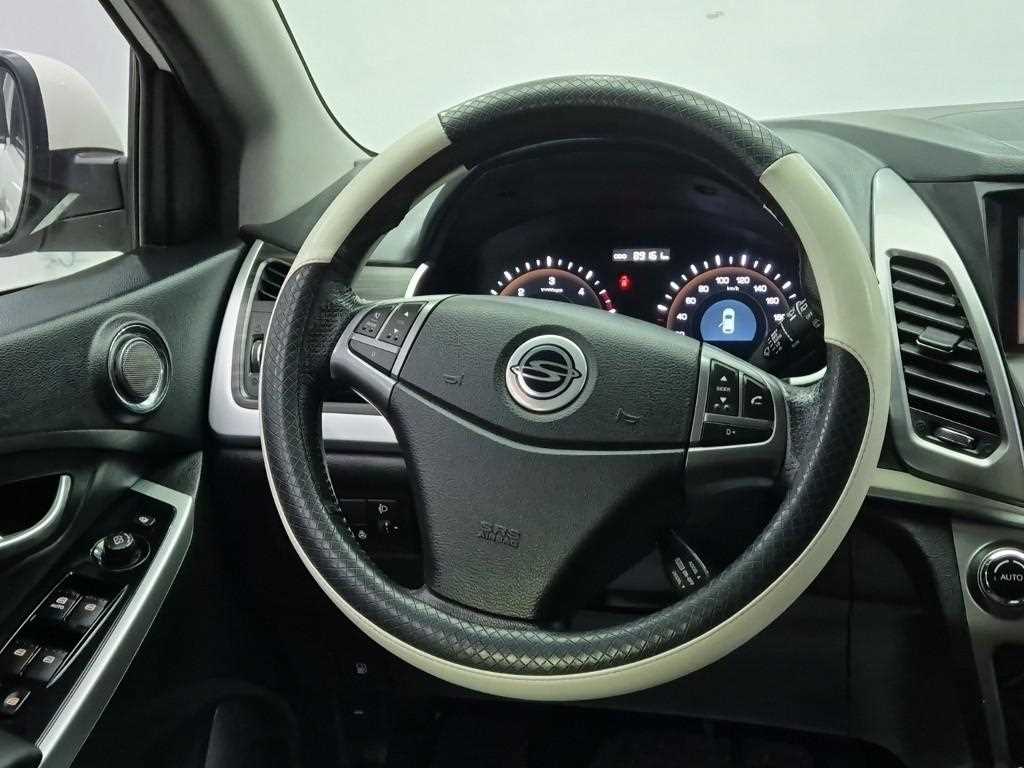 Ssangyong Korando - Vista 9