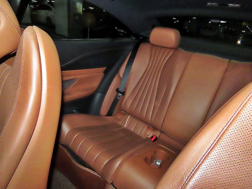 Mercedes Benz E class - Vista 7