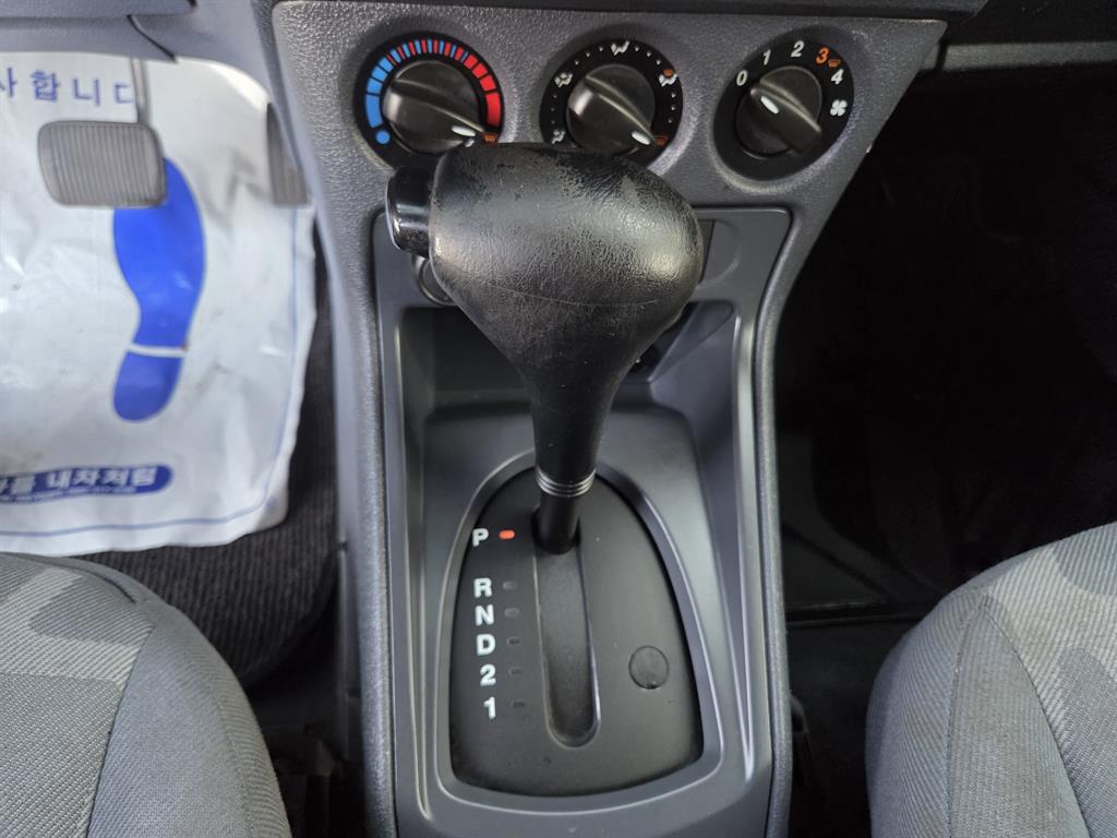 Ford Transit 2011 Blanco - Importación desde Corea - HF Imports Iquique - Foto 16