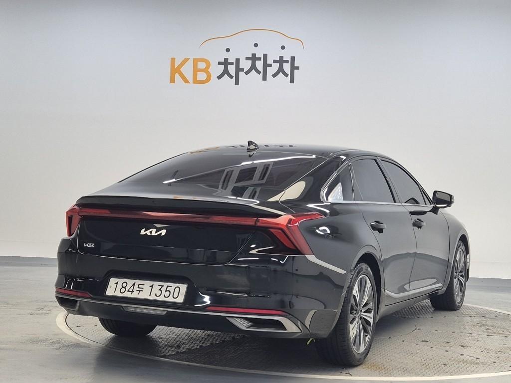 KIA K8 - Vista 3