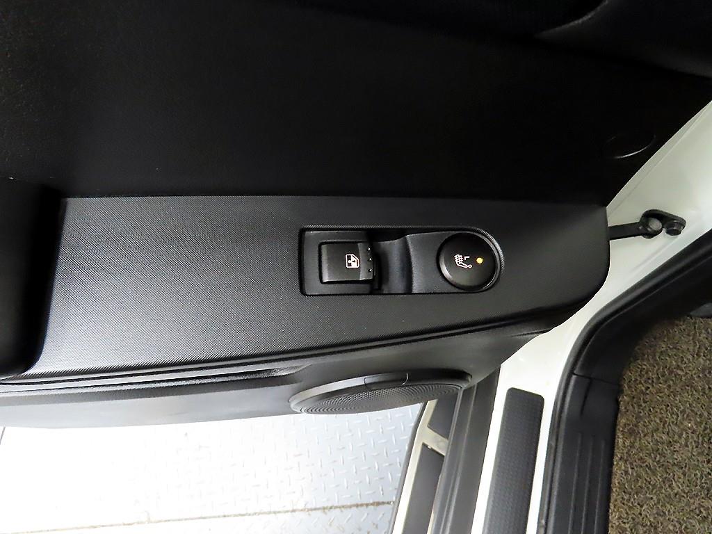Ssangyong Korando - Vista 12