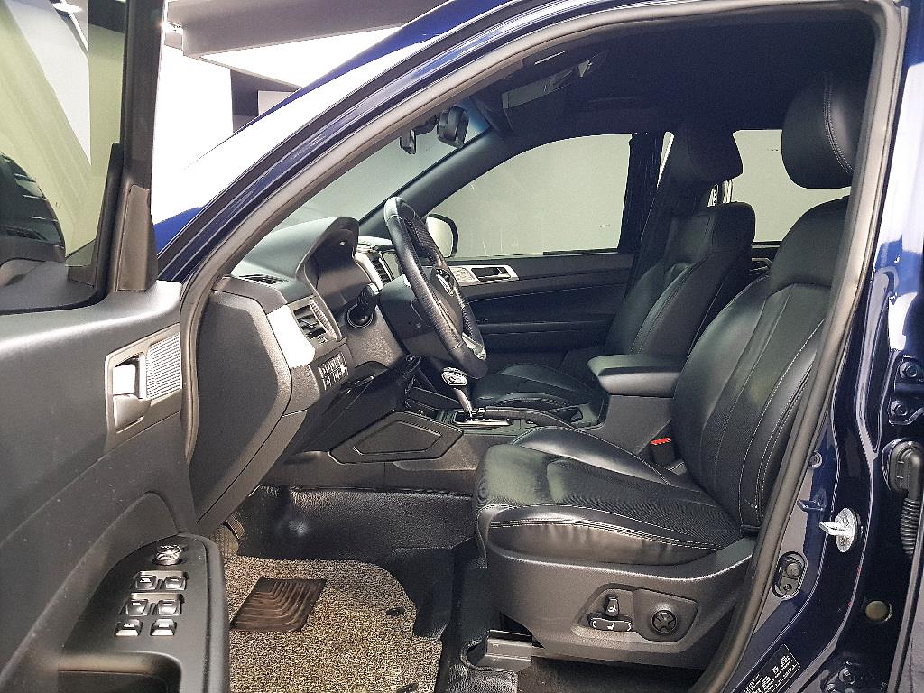 Ssangyong Rexton - Vista 8