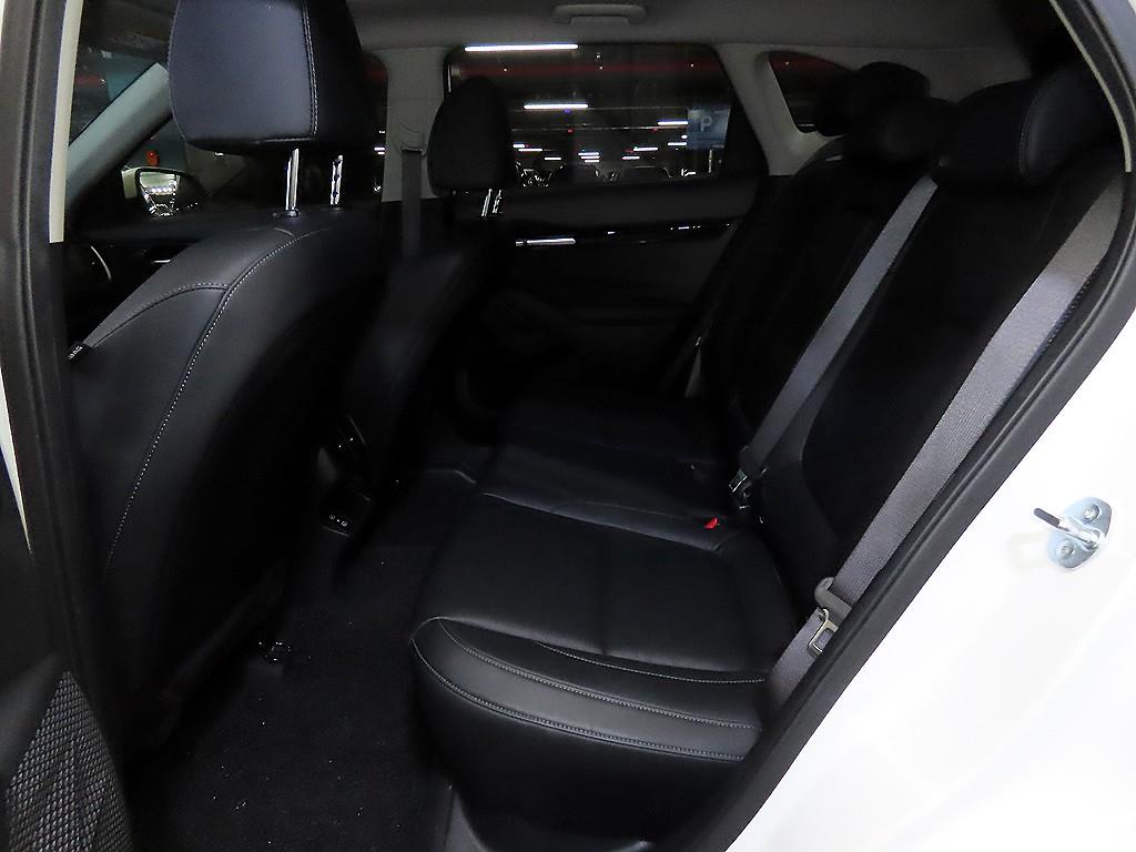 KIA Seltos - Vista 7