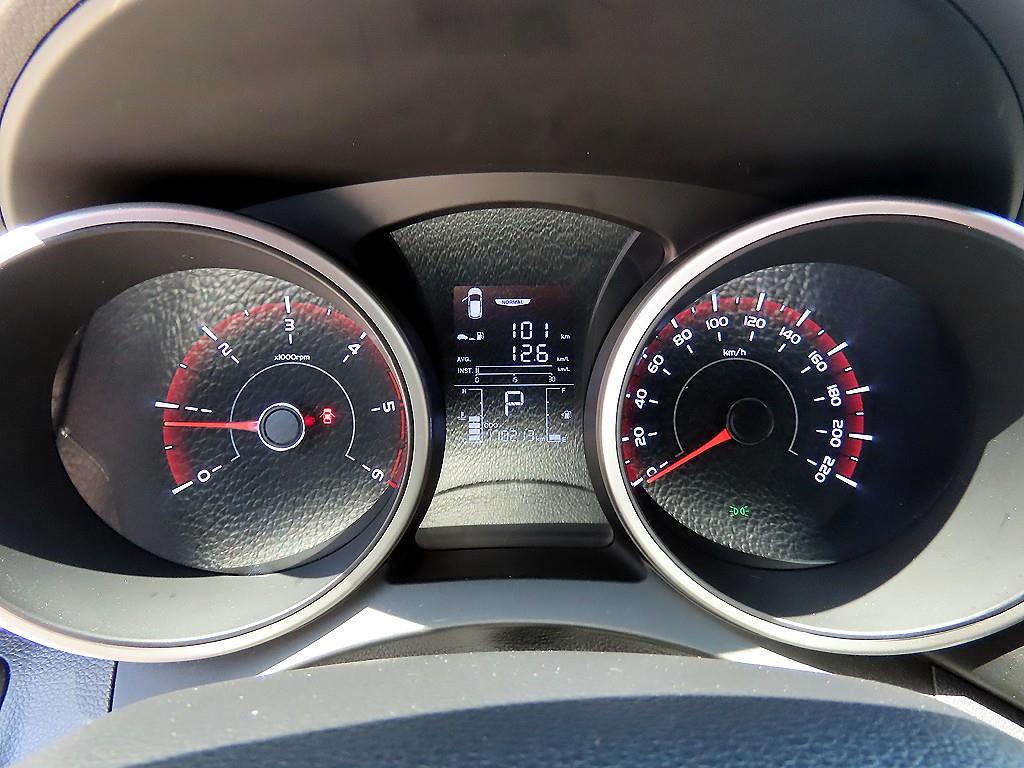 Ssangyong Tivoli - Vista 9