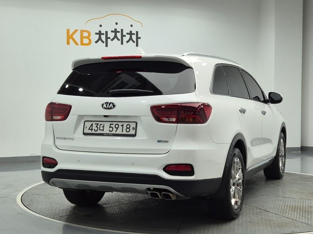 KIA Sorento - Vista 3