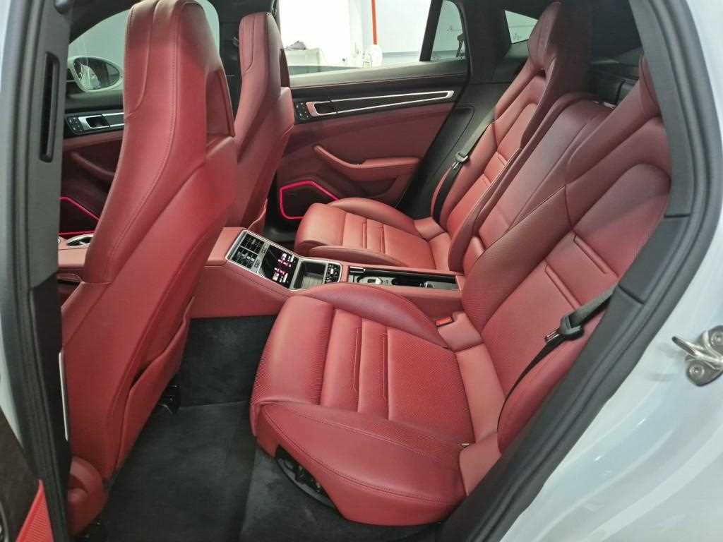 Porsche Panamera - Vista 12