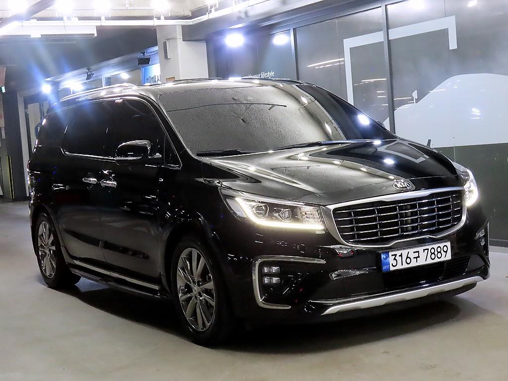 KIA Carnival 2019 Negro - Importación desde Corea - HF Imports Iquique - Foto 1