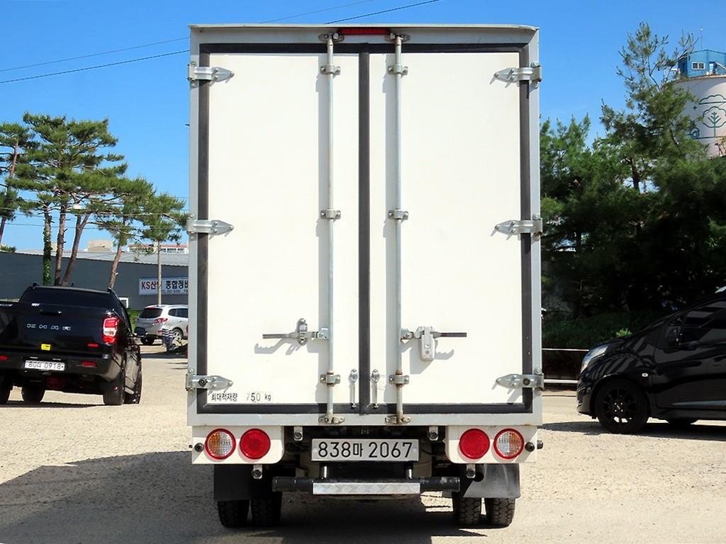 Small Truck Cargo (small) - Vista 4