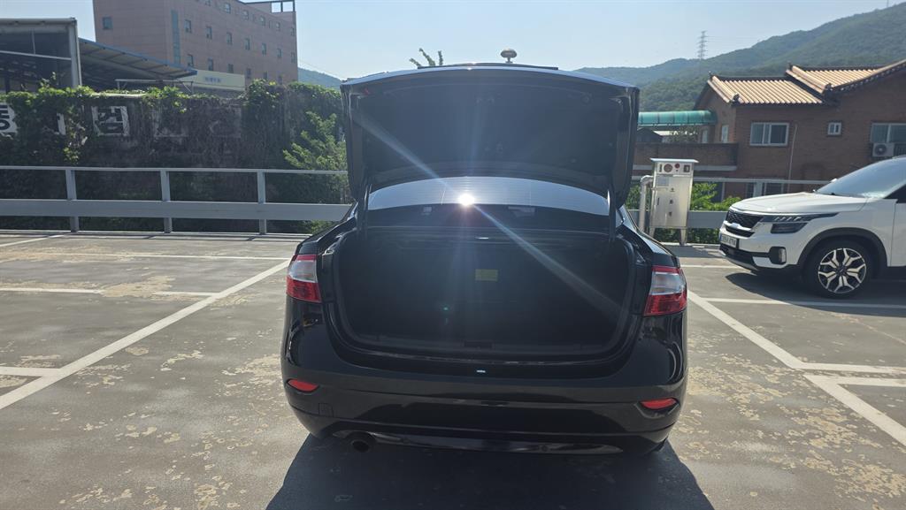 SAMSUNG SM3 2014 Negro - Importación desde Corea - HF Imports Iquique - Foto 17