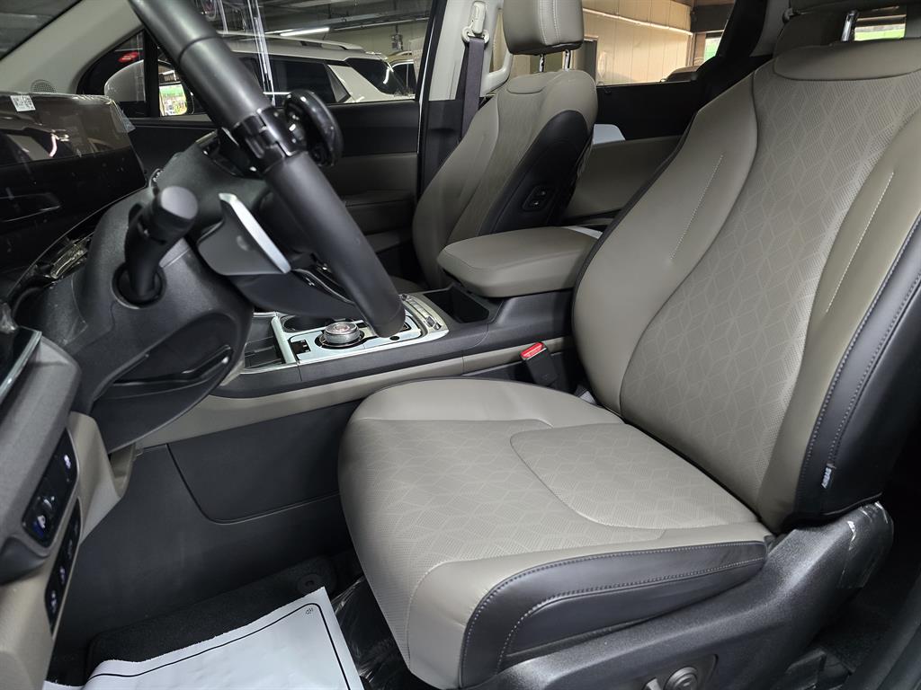 KIA Carnival - Vista 6