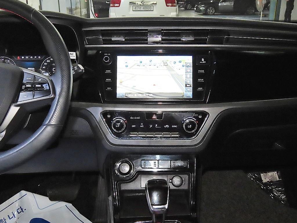 Ssangyong Korando - Vista 11