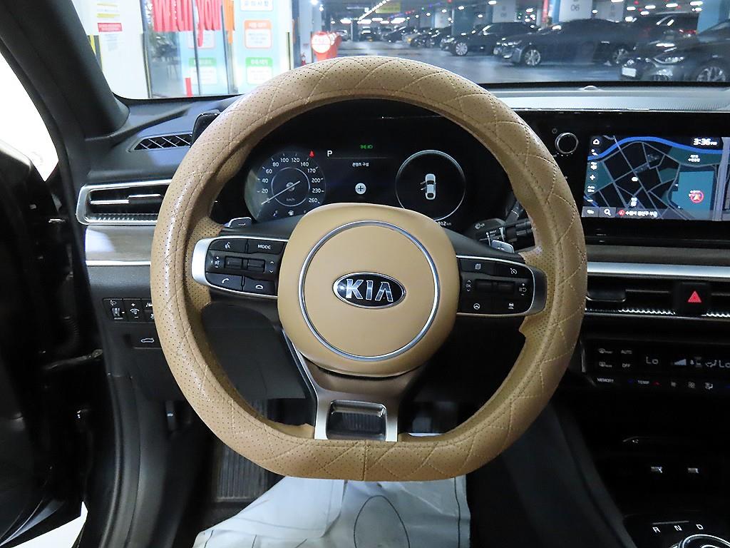 KIA K5 - Vista 8