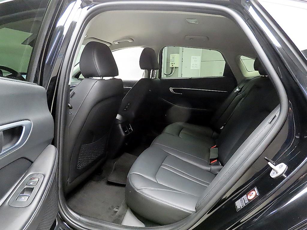 HYUNDAI Sonata - Vista 6