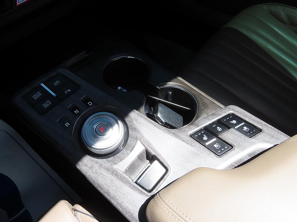 KIA K8 - Vista 11