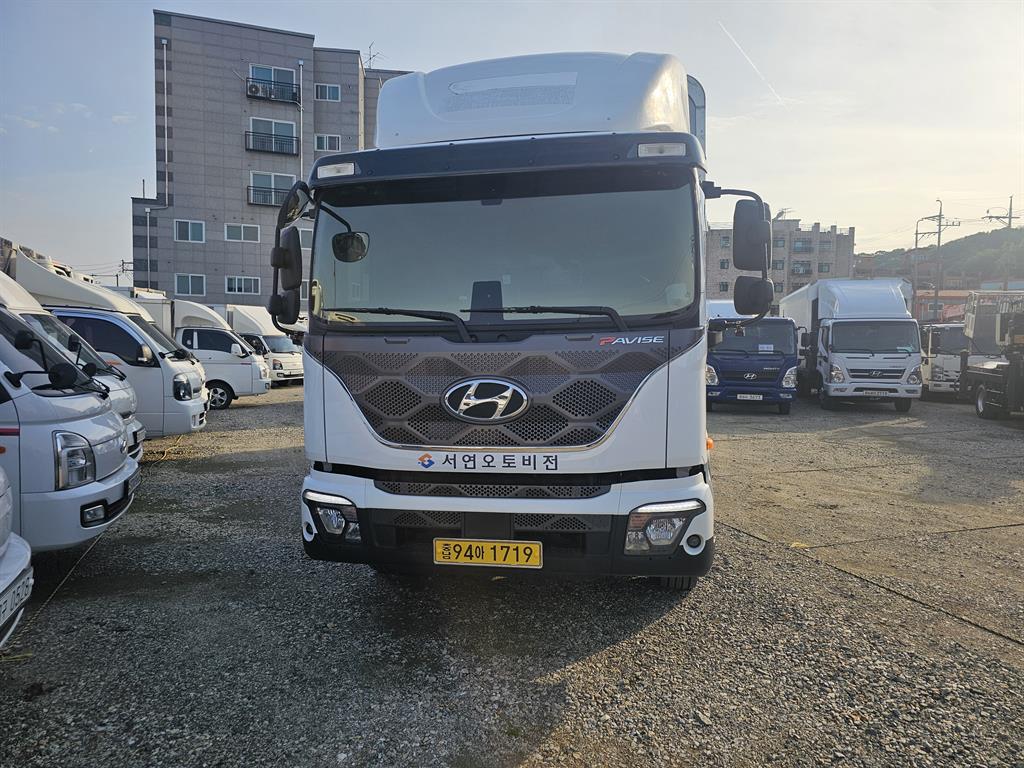 medium and large cargo truck 2023 Blanco - Importación desde Corea - HF Imports Iquique - Foto 1