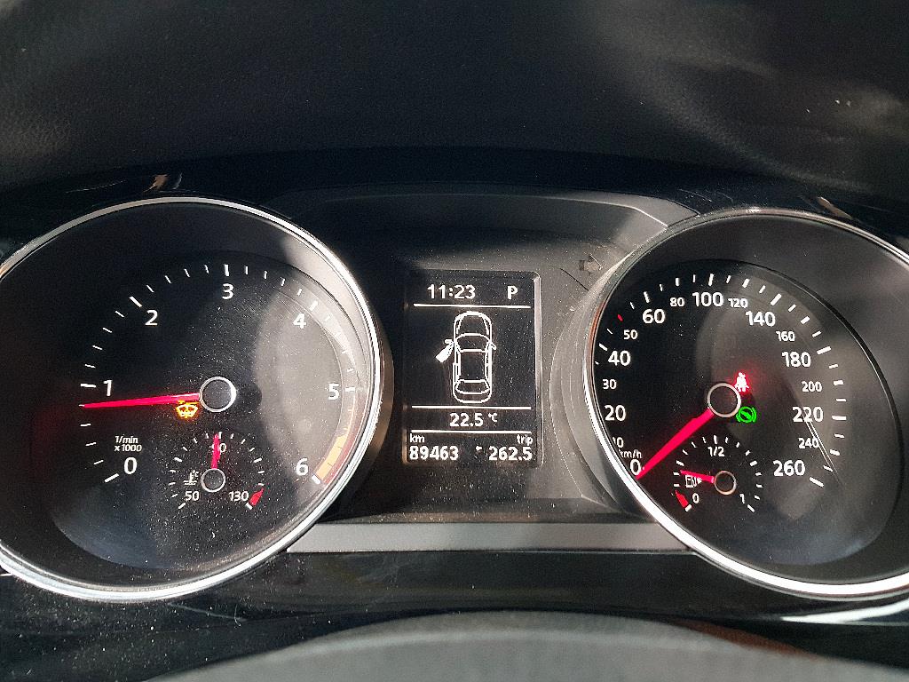 Volkswagen Jetta - Vista 7