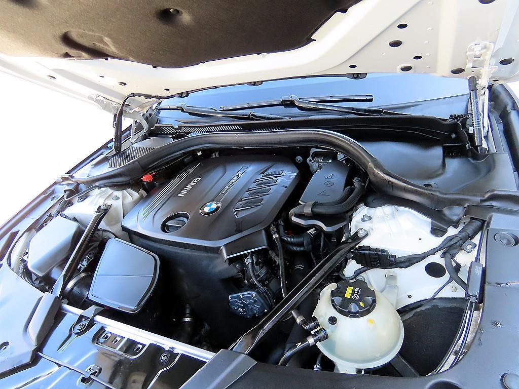 BMW 5 Series 2017 Blanco - Importación desde Corea - HF Imports Iquique - Foto 19