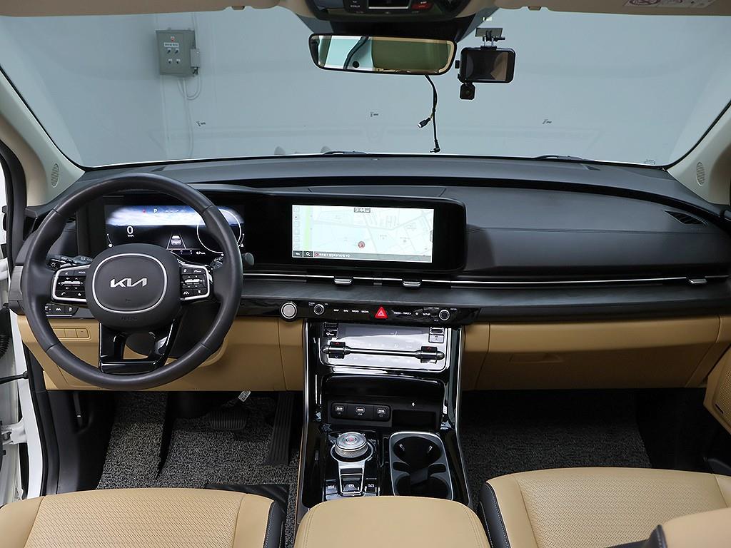 KIA Carnival - Vista 9