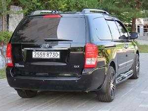 KIA Carnival - Vista 6