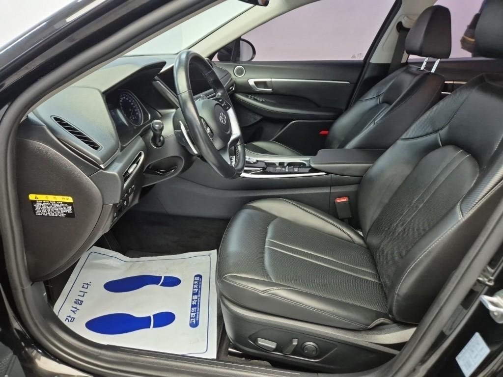 HYUNDAI Sonata - Vista 11