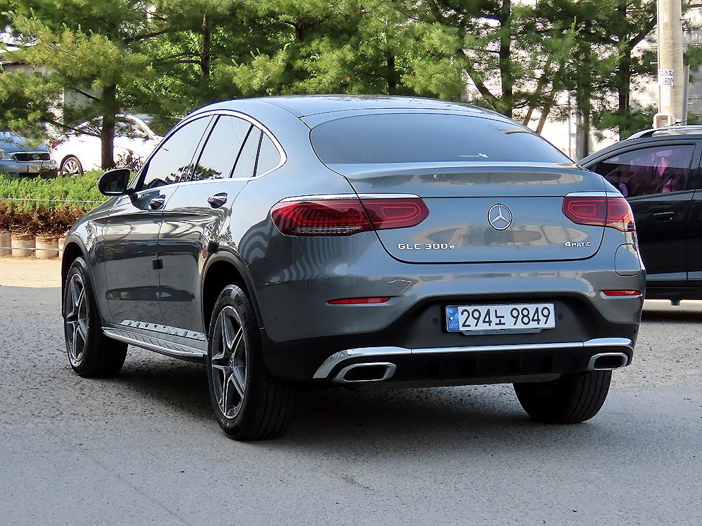 Mercedes Benz GLC Class - Vista 3