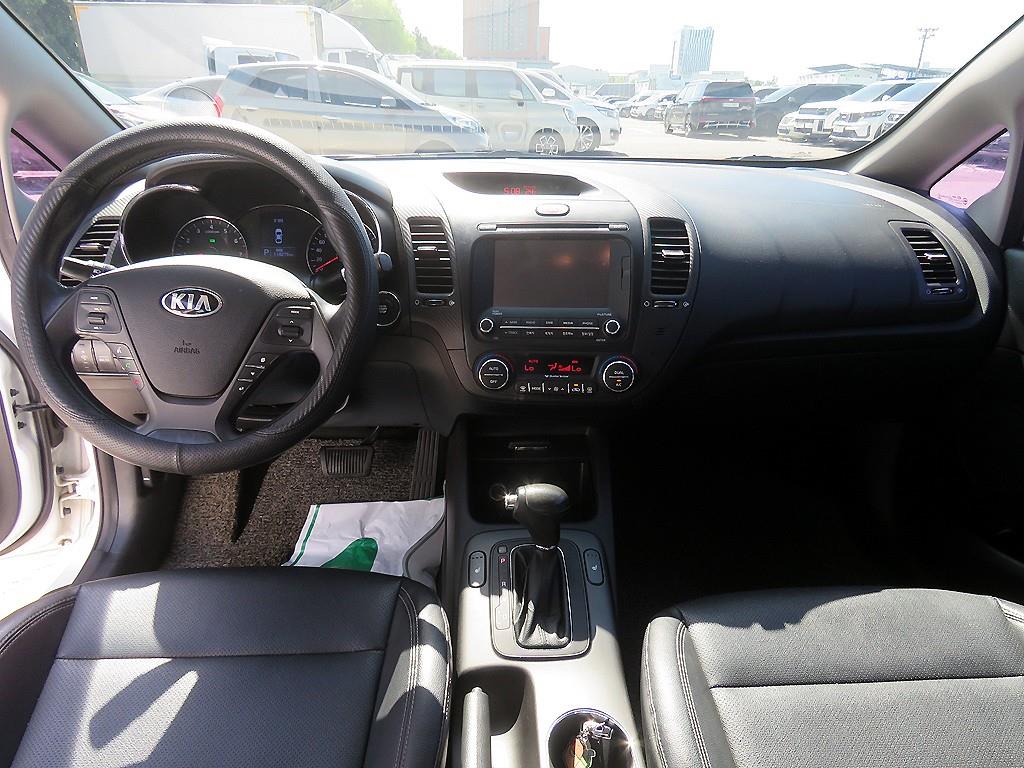 KIA K3 - Vista 7
