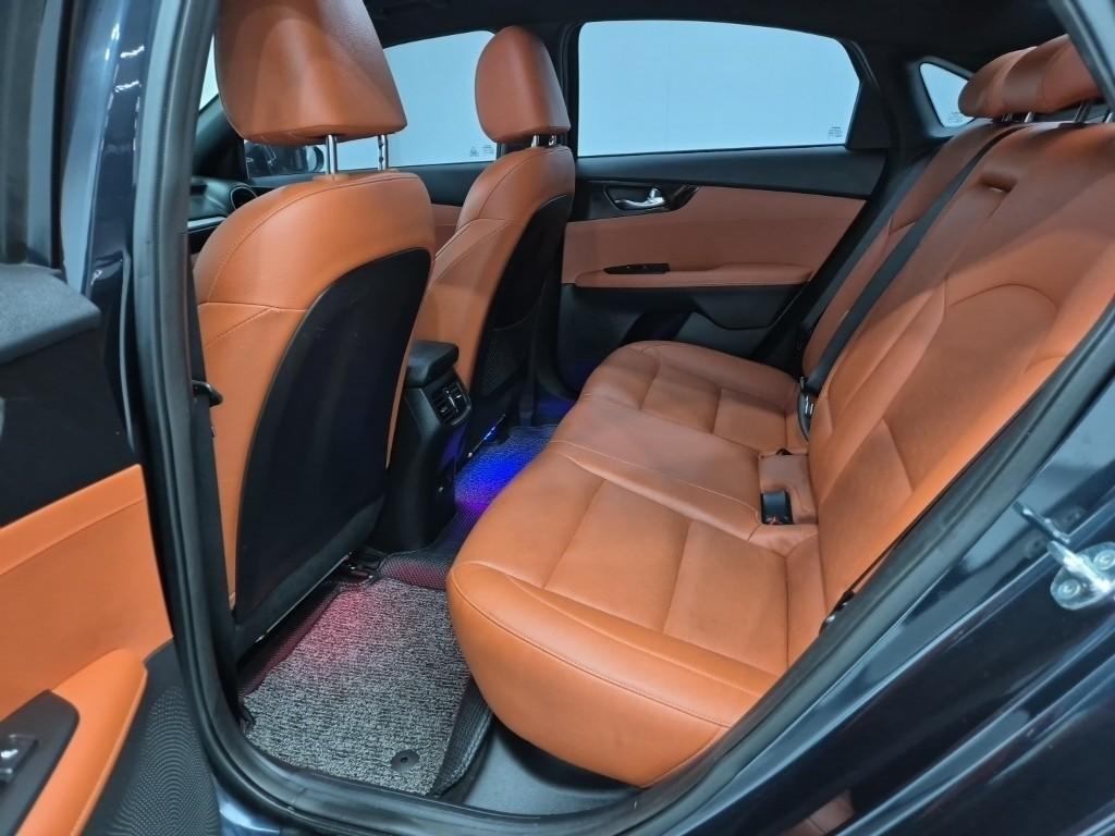 KIA K3 - Vista 12