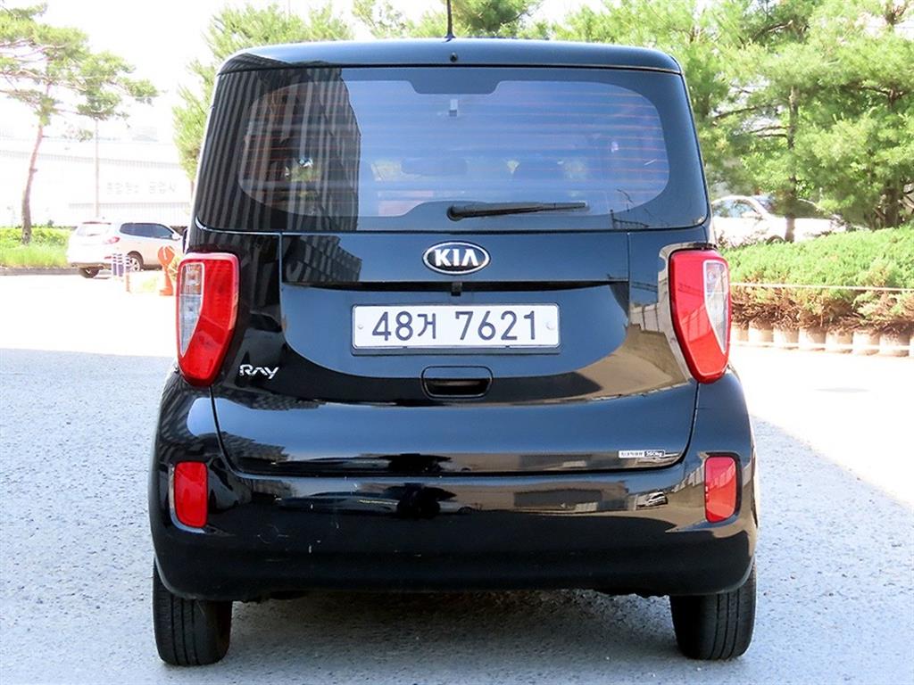 KIA Ray - Vista 4
