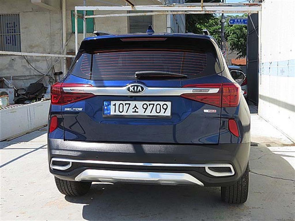 KIA Seltos - Vista 5
