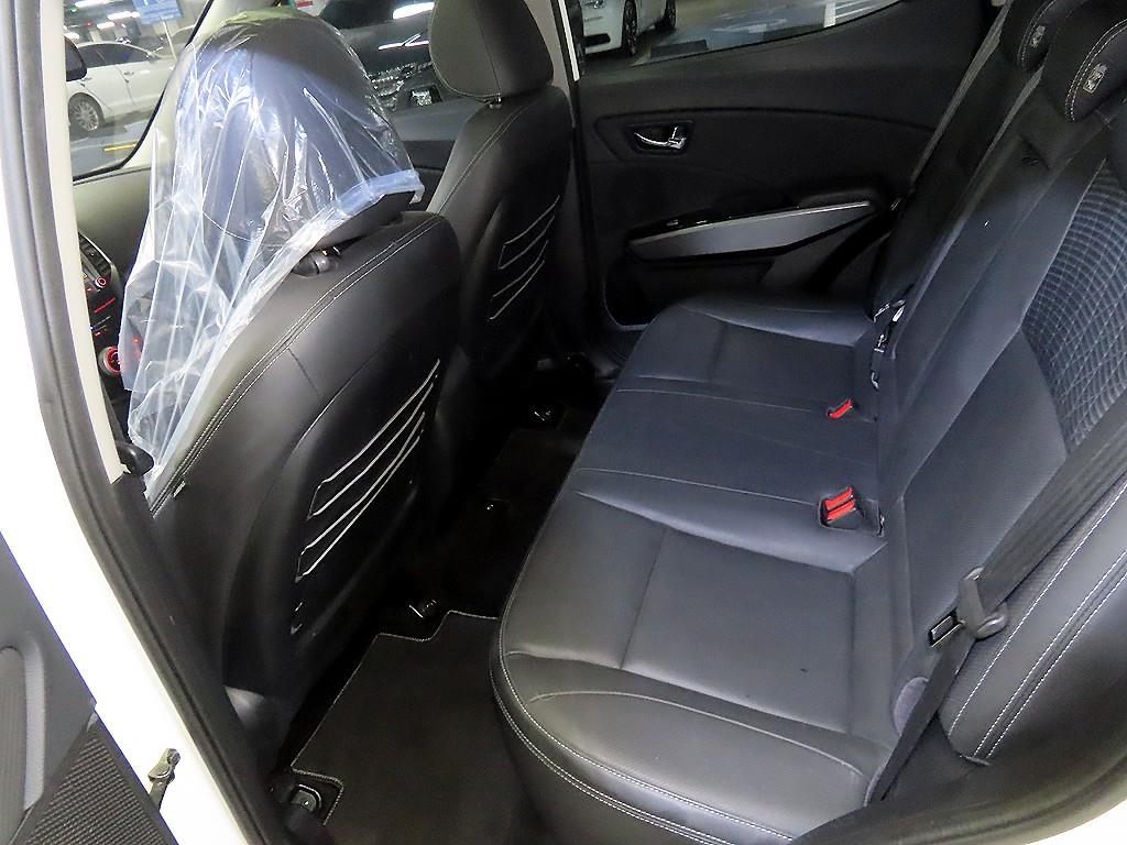 Ssangyong Tivoli - Vista 7