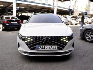 HYUNDAI Grandeur - Vista 2